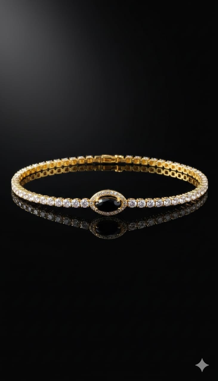 Gold Bracelet Set With Diamonds